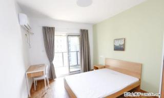 (单间出租)合租 紫玉福邸 带阳台 精装全配大主卧 可短租 租金可月付 - 杭州28生活网 hz.28life.com