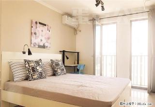 (单间出租)首月免租 无中介 宜家时代 单间合租 便宜又舒服的房在银泰 - 杭州28生活网 hz.28life.com